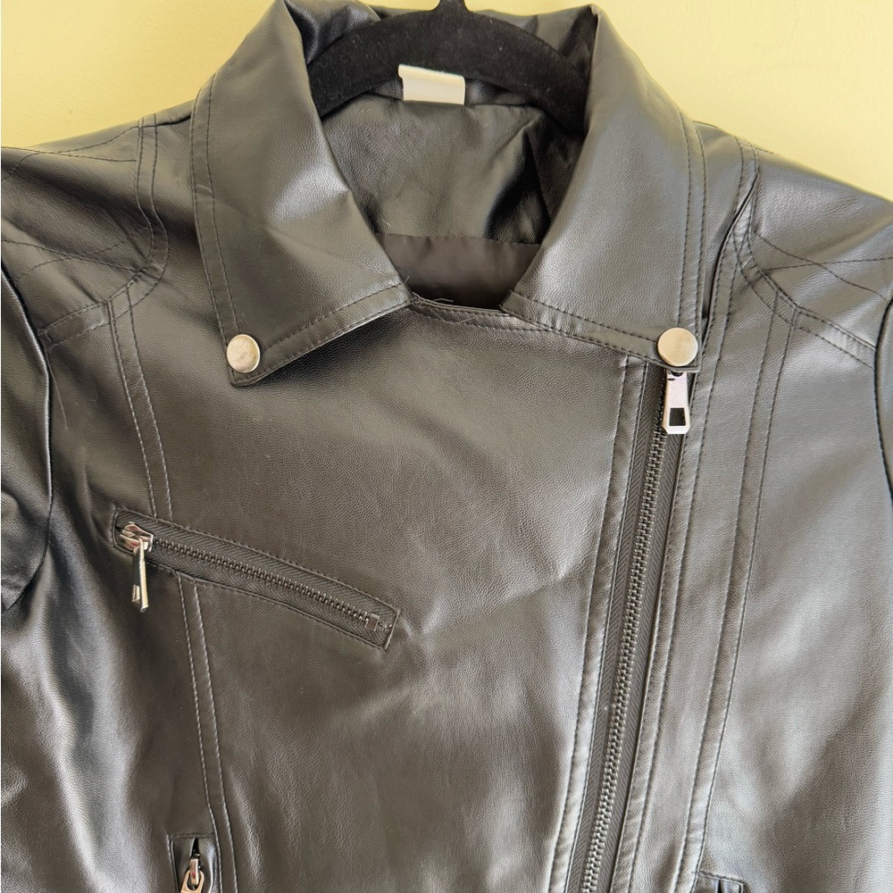 Lehour Black Faux Leather Jacket *GREAT USED CONDITION* - Picture 2 of 13